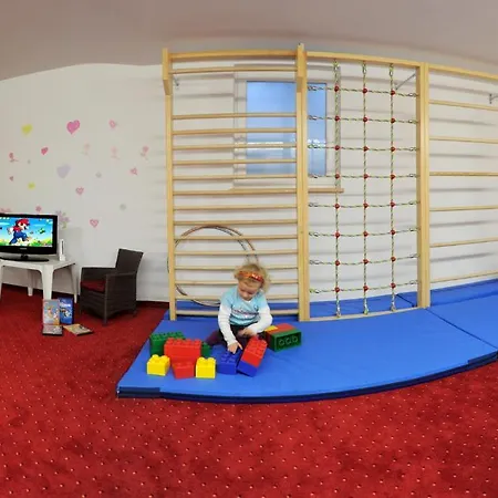 霍奇科尼格布里克公寓 * 蓬高圣约翰