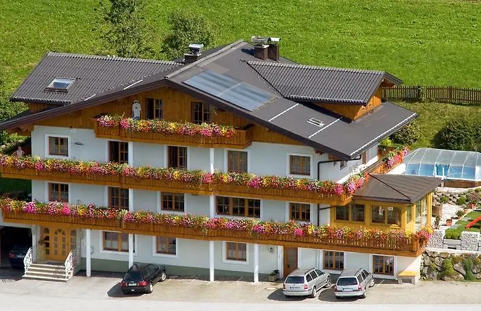 Hochkoenigblick 아파트